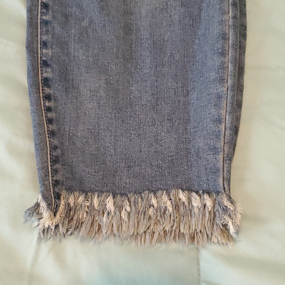 Jeans - Picture 3 of 4